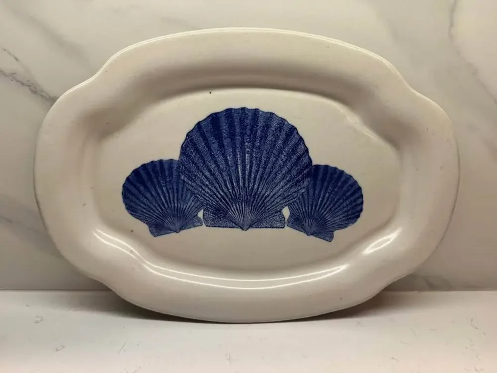 Chatham Pottery Scallop Splay Seashell In-Glaze Decal Oval Platter Serving Dish